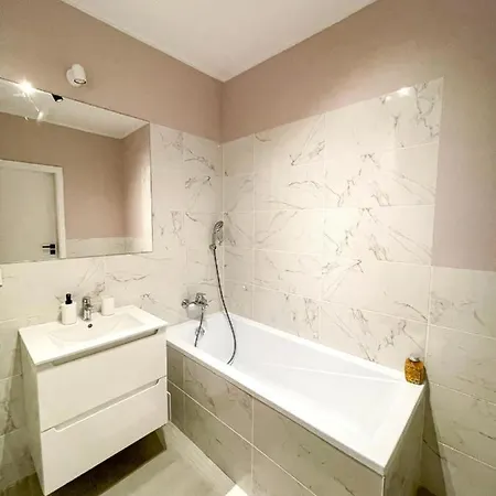 Project Comfort Apartament Wilenska 14a 28 * ワルシャワ